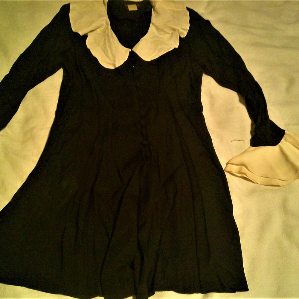 “LONG PAIGE” Vintage black & white button-down mini dress - size 9/10